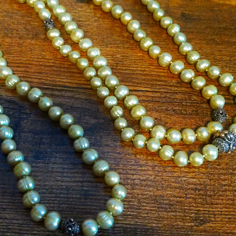 Long Barbara Bixby yellow gold and sterling silver green pearl necklace